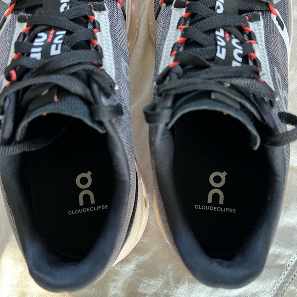 On Running Cloudeclipse in Fade | Sand, W’s size 8 - Picture 12 of 14